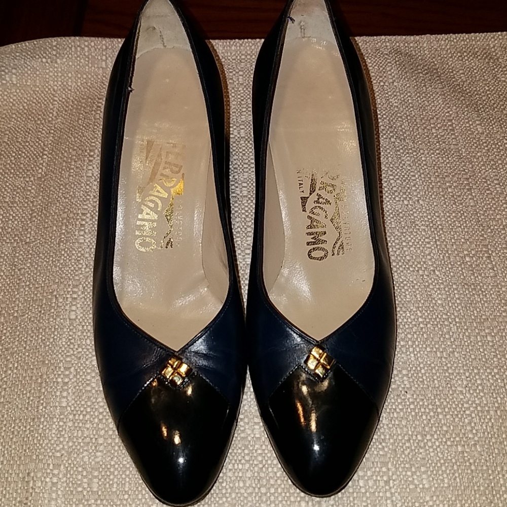 FERRAGAMO Cap Toe Heel - Picture 4 of 8